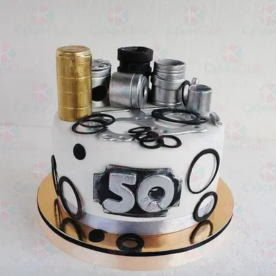 Фотография вкусного торта на 50-летие юбиляра