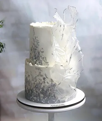 Элегантный торт на свадьбу в формате jpg