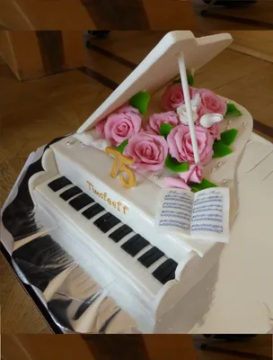 Торт пианино на 20 лет №152627 заказать с доставкой