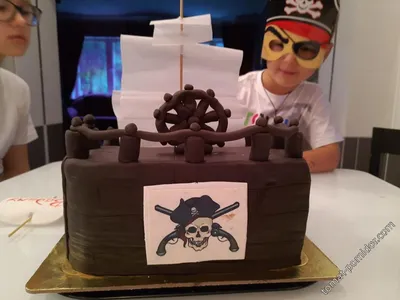 Детский торт пираты на корабле - Кондитерская мастерская Комарист: фото,  цена, купить, доставка