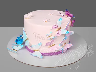 Нежный торт с бабочками 21056722 стоимостью 5 450 рублей - торты на заказ  ПРЕМИУМ-класса от КП «Алтуфьево»