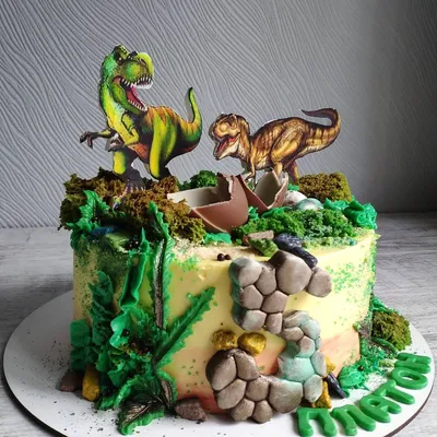 Скачать бесплатно фото торта с динозаврами в webp