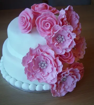 Свадебный торт с цветами из мастики - для тех, кому важно, чтобы все  элементы были съедобными ☺️🎂 . 🍰 Бесплатная дегустация и… | Instagram
