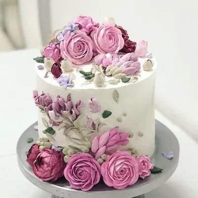 Webp изображение Торт с цветами из крема: выберите размер