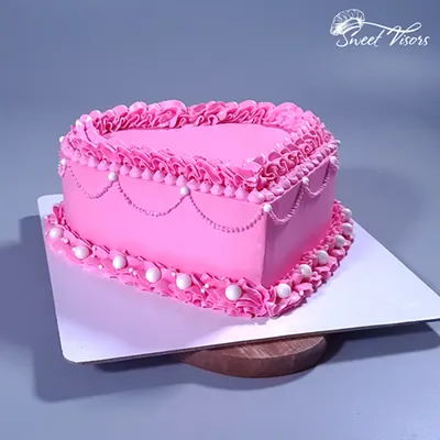 Фоновое изображение торта сердце в формате png