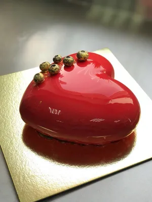 Изображение торта сердце в высоком разрешении
