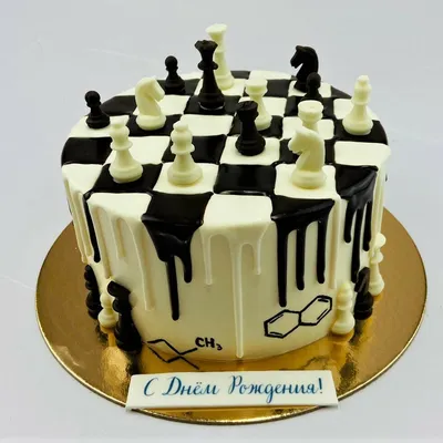 Торт для шахматиста, но это и так понятно 😉 . Торт НЕ покрыт мастикой и я  не понимаю почему многие так думают 🤔 . Я,… | Приготовление торта, Торт,  Кружевные торты