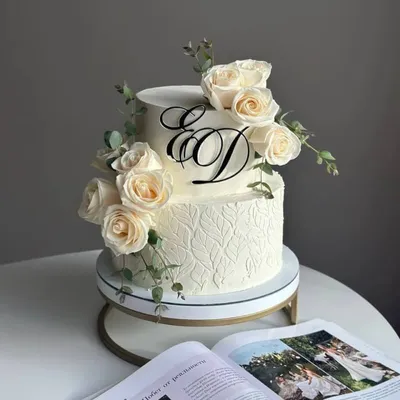 Заказать \"Торт свадебный с цветами и топпером\" в Санкт-Петербурге с  доставкой!