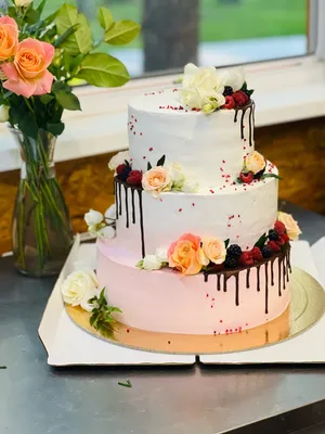 Заказать Свадебный торт №7 в Москве и МО с доставкой