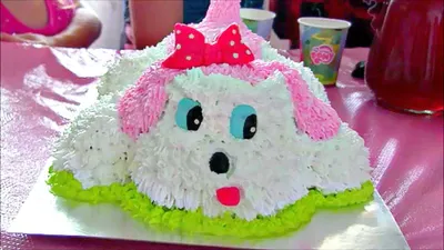 Изображение торта в форме собачки - идеальное фото для соцсетей