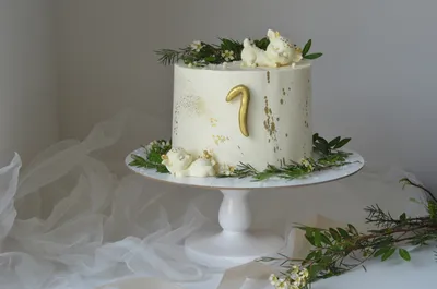 Торт на день рождения заказать в Киеве, оригинальные торты ко дню рождения  на заказ