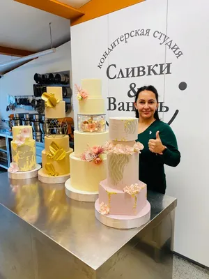 Торт № 183 Праздничный, фотопечать, вафельные розы ручной работы на заказ в  Краснодаре - кулинария Восход