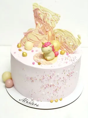 Dolce Vita - Торты и сладости Ручной Работы | Нежный и милый торт для  любимой жены и мамочки🥰 в подарок от мужа и сына | Facebook