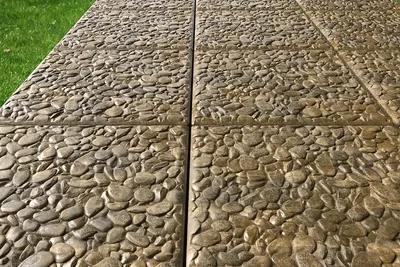 Тротуарная плитка Морская галька 400х400х35 мм хмурый камень цена | ПЛИТКА-БУД  ibud.ua
