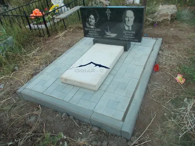 Благоустройство могил тротуарной плиткой на кладбище в Ярославле —  Мастерская ЯрПамятник