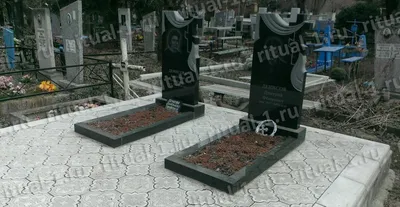 Укладка тротуарной плитки и установка бордюра на могилу в Саратове, Энгельсе