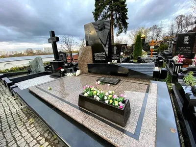 Укладка плитки на кладбище - основные способы| Plitkaekb.ru