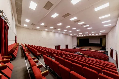 Театрально-концертный зал ЦДКЖ — Санкт-Петербург