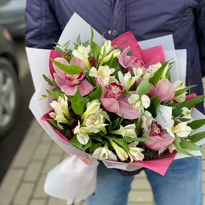 Купить свежие цветы - Орхидея цимбидиум в Иркутске - «Орхидея»