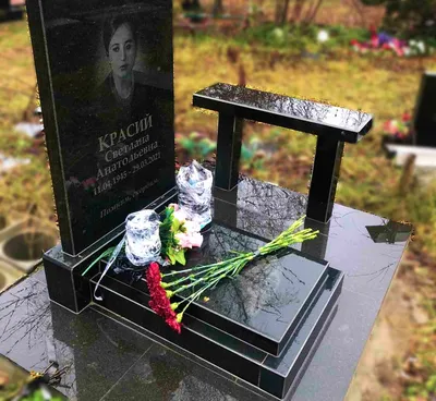 Памятник или крест. Что ставить на могилку