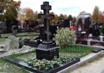 Цены на недорогие памятники из гранита - купить памятник недорого