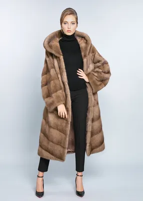 Яркие норковые шубы в @persona.furs 🔥 Американская норка 😍 Sale до -40%  действует на данный момент +🎁КУРТКА Купить шубу летом -… | Instagram