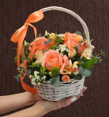 Купить Цветы в корзине «Солнечная» из каталога Цветы в корзине в Сыктывкаре  - «Флориска».