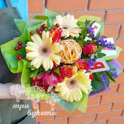 Flowery подготовила цветочную коллекцию к 1 сентября. Сахалин.Инфо