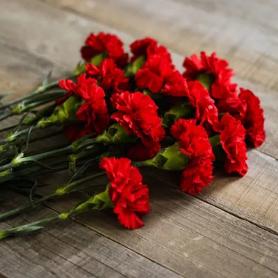 Купить Траурный букет с цветами №1 на похороны в Екатеринбурге с доставкой