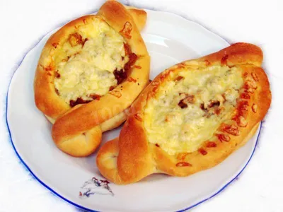 Пидэ с колбасой (турецкая пицца) - пошаговый рецепт с фото на Готовим дома