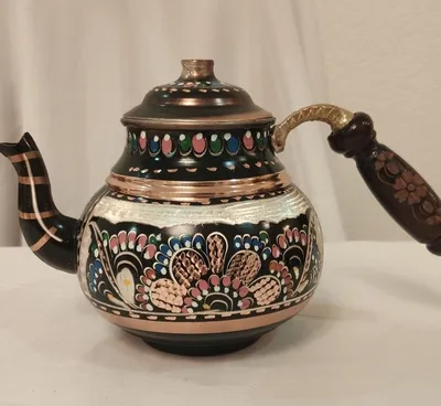 Турецкие чайники стоковое фото. изображение насчитывающей сувенир - 36914544