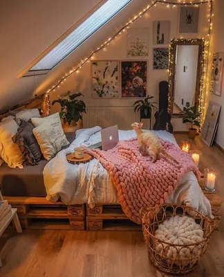 ꒰ 💌 ꒱┊𝑠𝑜𝑚𝑒𝑡𝘩𝑖𝑛𝑔 𝑠𝑝𝑒𝑐𝑖𝑎𝑙 | Комнаты мечты, Квартирные идеи,  Маленькие уютные спальни