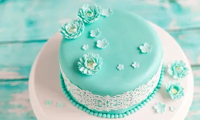 Фото украшенного торта мастикой: красочные детали в формате png