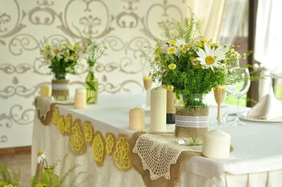 Оформление стола молодоженов | Цветы с доставкой в Серпухове