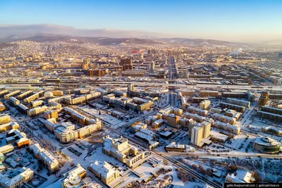 Улан-Удэ: изображения города на заднем фоне