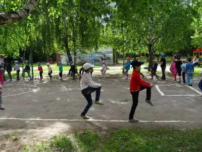 Значение и примерный план утренней зарядки для школьника.