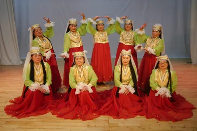 Фото Узбекский танец в высоком разрешении