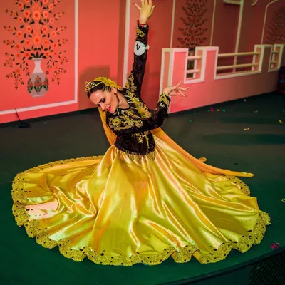 Узбекский танец: фотографии, изображения, картинки в формате PNG