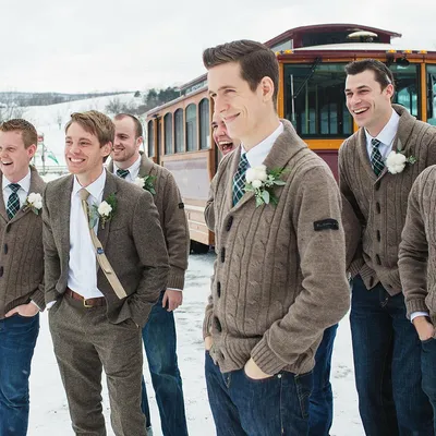 В чем мужчине пойти на свадьбу зимой — что надевать парню гостю на зимнюю  свадьбу