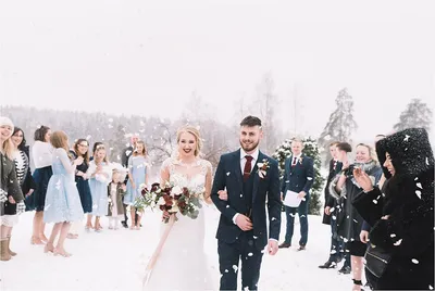 В чем мужчине пойти на свадьбу зимой — что надевать парню гостю на зимнюю  свадьбу