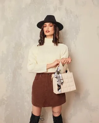 Как носить юбку зимой и не замерзнуть: показывает Настя Усеева | theGirl