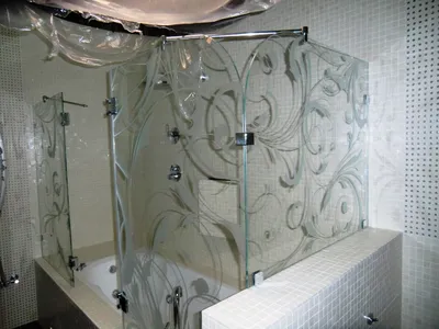 Шторка для ванны BENETTO 1400x900 (300*600), тонированное стекло, профиль  черный матовый, BEN-401_BL_T