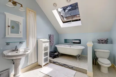 Как сделать ванную в стиле прованс в городской квартире: какую выбрать  сантехнику, отделку, цветовую гамму и декор