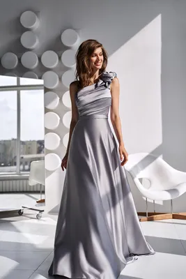 Вечернее платье на свадьбу с атласной юбкой (ID#920025222), цена: 4235 ₴,  купить на Prom.ua