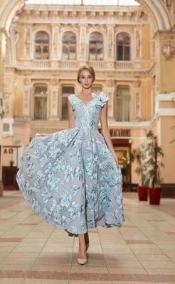 Модные вечерние платья на Новый 2023 год: фото, мировые тренды и варианты  от российских брендов