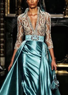 Эксклюзивные дизайнерские вечерние платья — купить в Москве в свадебном  салоне Valentina Polli!