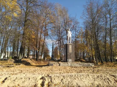 Файл:Г. Велиж. Памятник Скворцову.jpg — Википедия