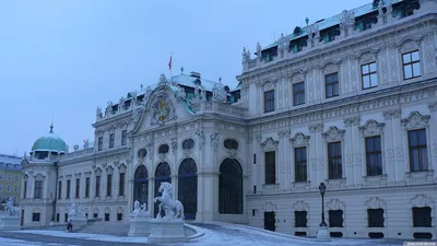 Красивый вид известного дворца бельведера Вены строя весной Старый городок  место всемирного наследия ЮНЕСКО Редакционное Стоковое Фото - изображение  насчитывающей имперско, монархия: 155343098