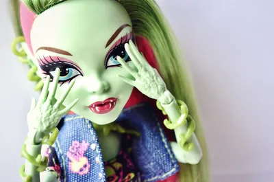 Venus McFlytrap Monster High Makeup | GlitterGirlC