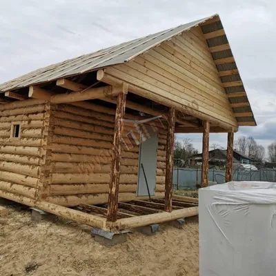 Самая популярная баня из бревна под ключ недорого (5х5 + мансарда + веранда  2-2,5 метра) | МОСКВА.СРУБ - Дома и Бани из бревна ручной рубки с доставкой  по России | Дзен